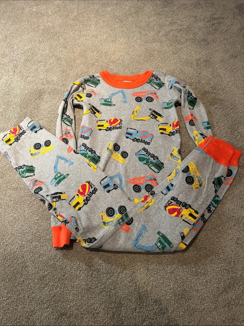 Hanna Andersson Gray Construction Vehicle Pajama Set with Orange Trim